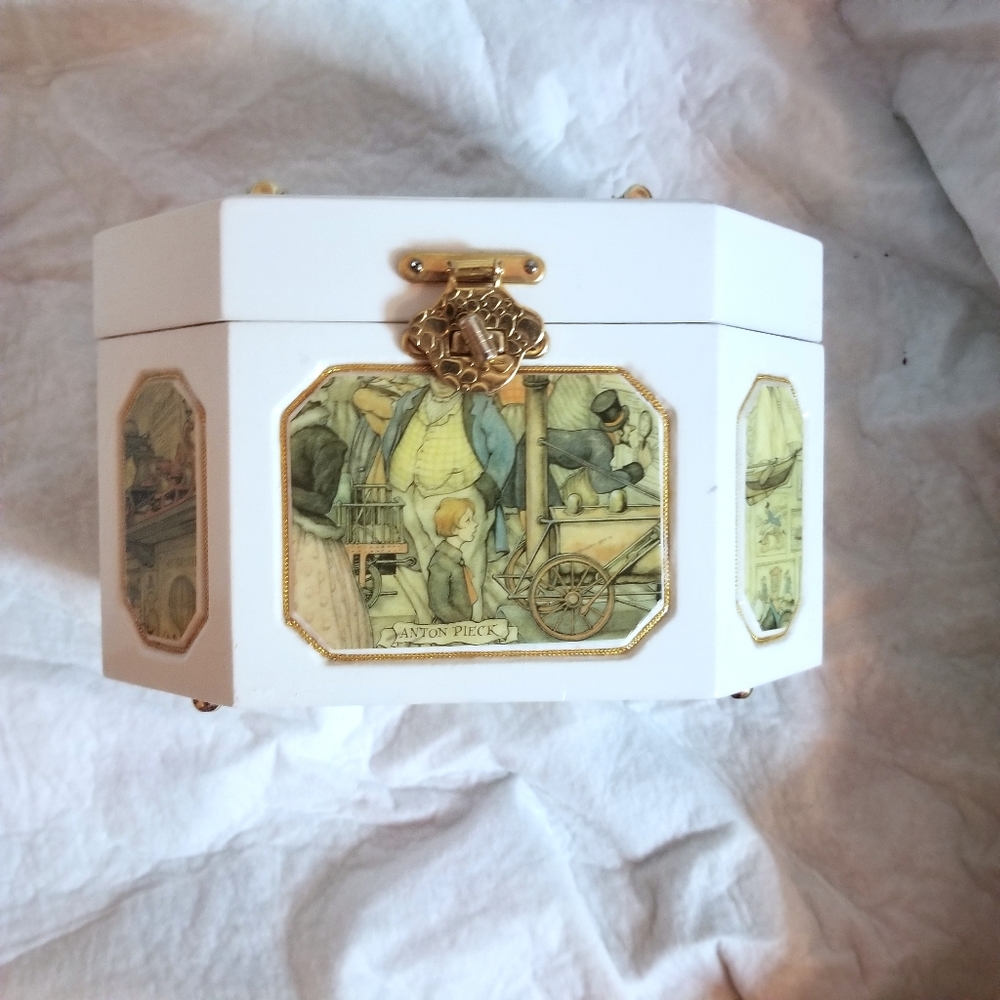 RARE Vintage Anton Pieck Nude Mermaid Box Purse 70